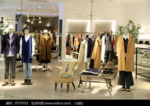 休閑服專(zhuān)賣(mài)店高清圖片下載，提升品牌視覺(jué)形象與營(yíng)銷(xiāo)效果